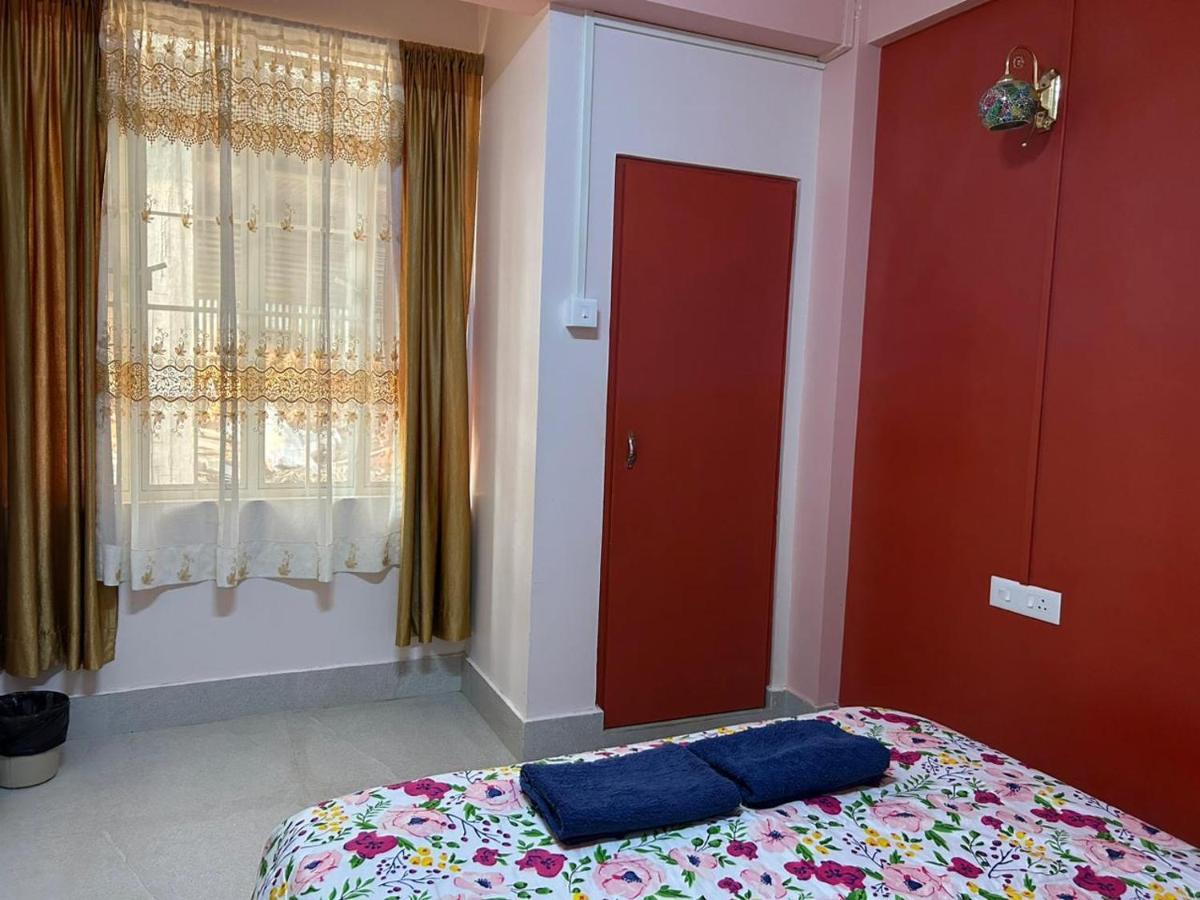 Na-U-Iaka Homestay シロン エクステリア 写真